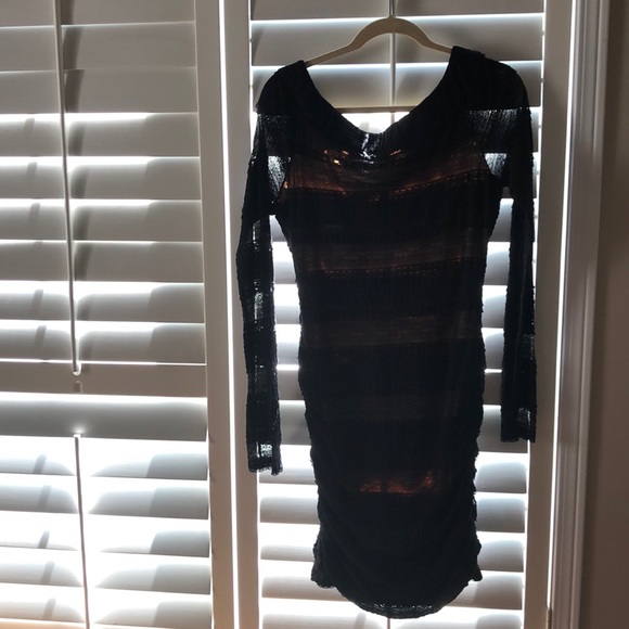 Ladies Lace Striped Dress - Picture 4 of 5